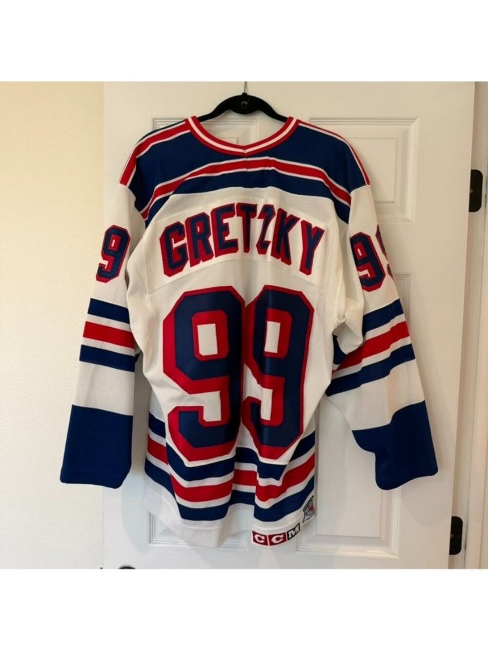 Vintage CCM NHL New York Rangers #99 Wayne Gretzky Hockey Jersey Size Large